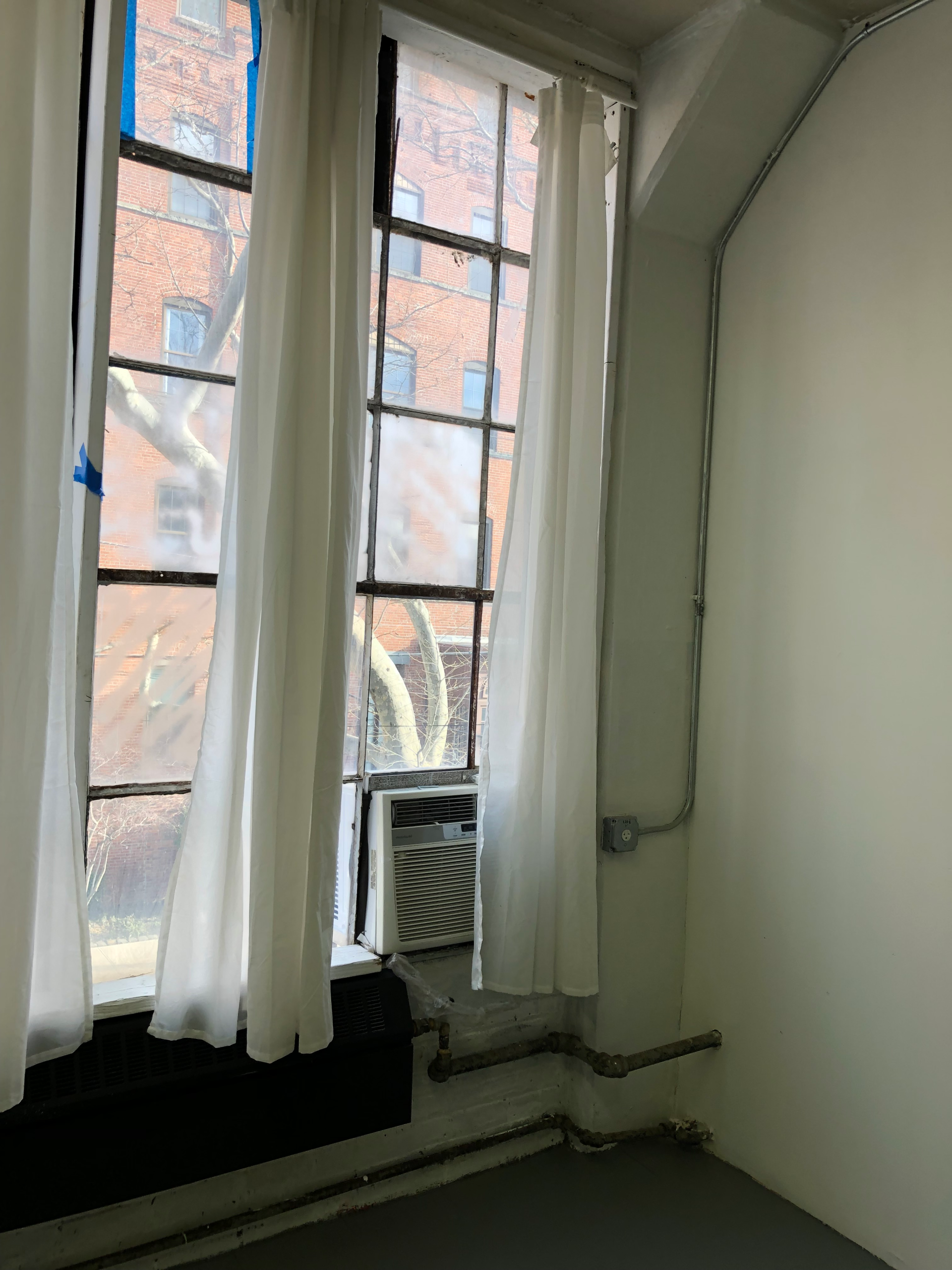 Large private artist studio (work only)