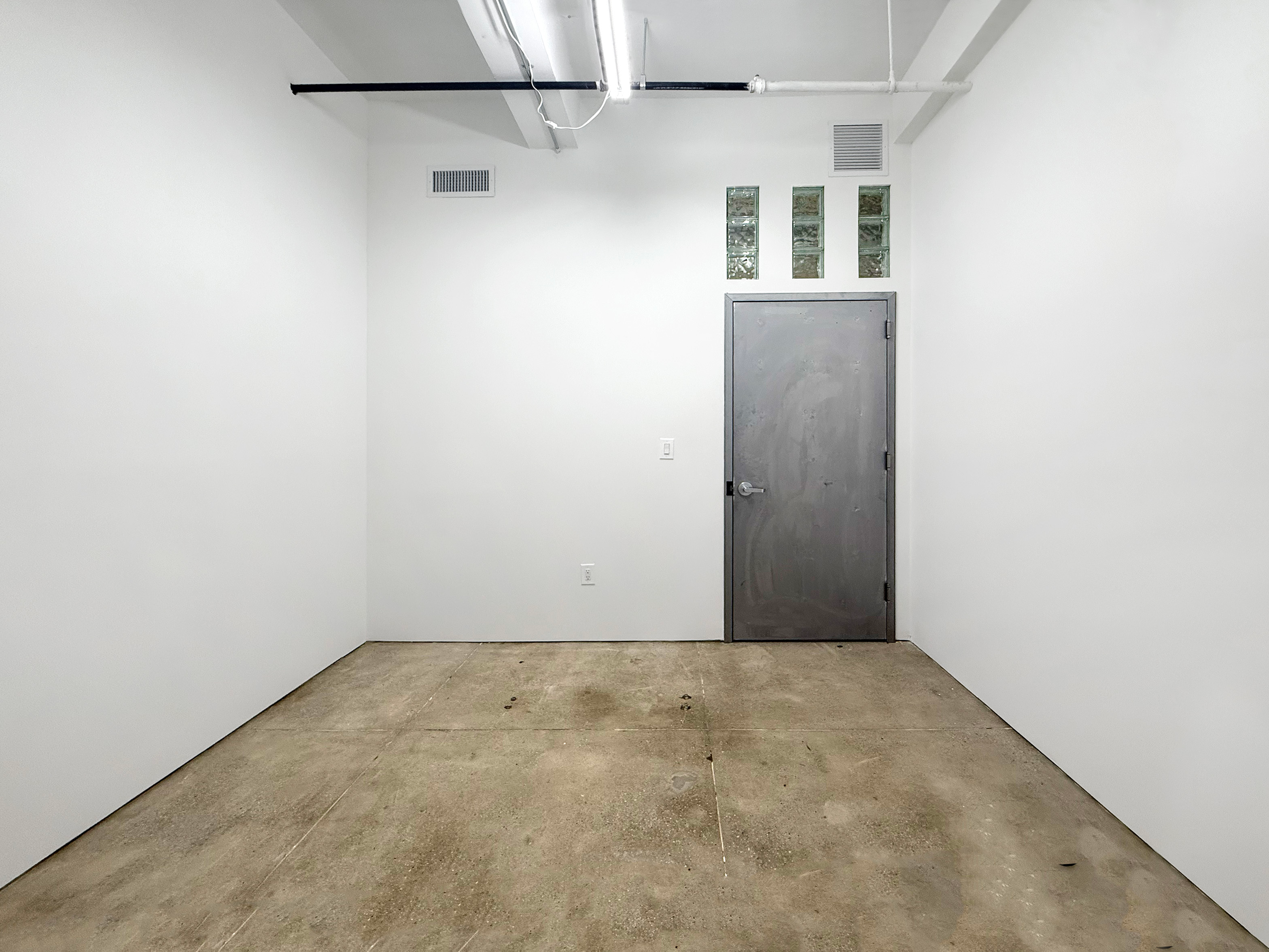 STUDIO 2420: AFFORDABLE MIDTOWN WORKSPACE FOR CREATIVES
