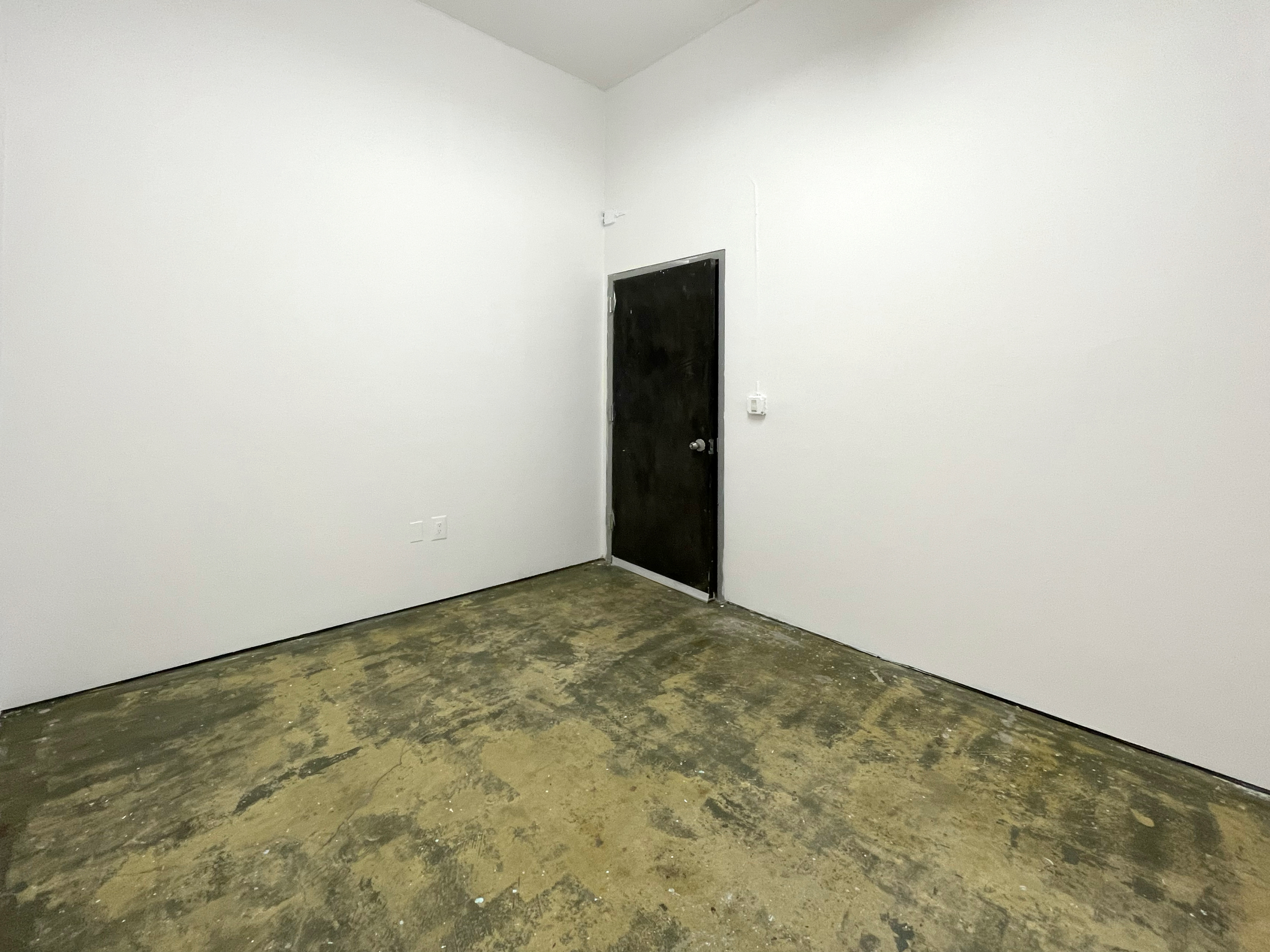 STUDIO 280: BUDGET-FRIENDLY ART STUDIO NEAR BUSHWICK L TRAIN