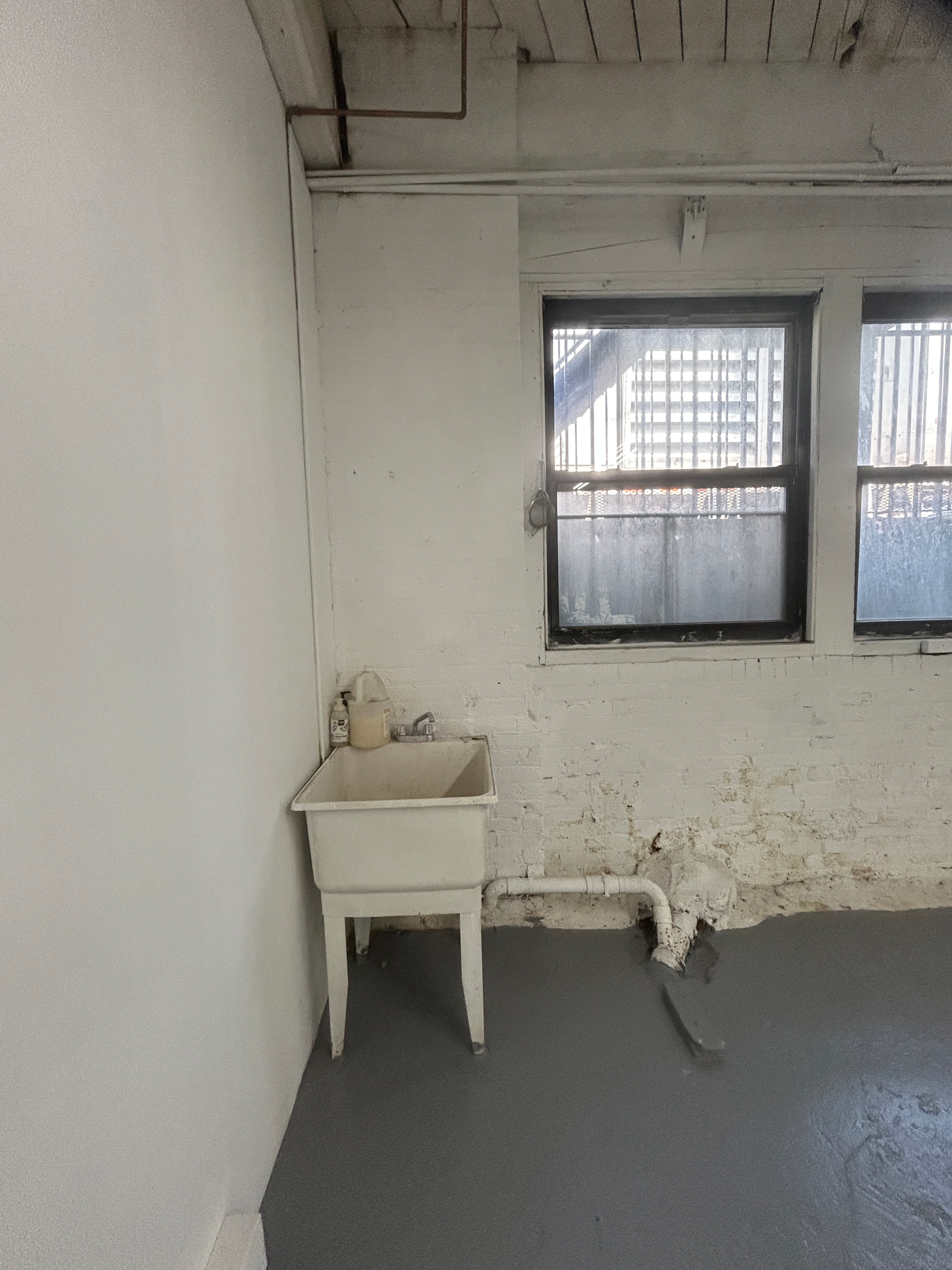 900 Square foot Williamburg studio