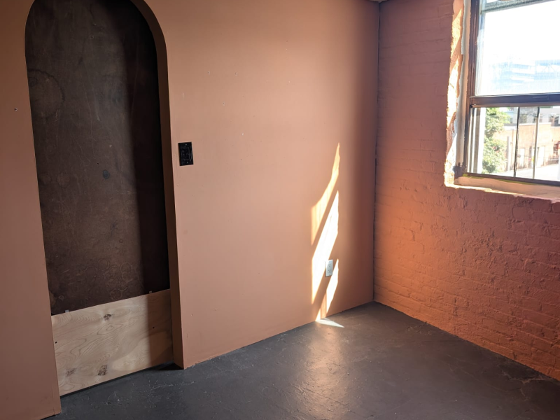 July - Oct: Art Studio, Private Room