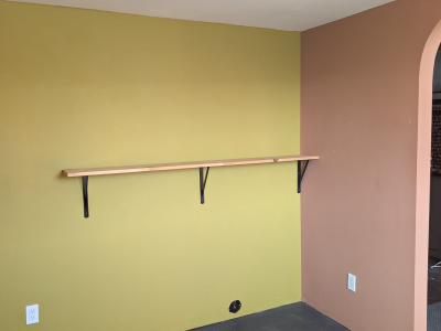 July - Oct: Art Studio, Private Room