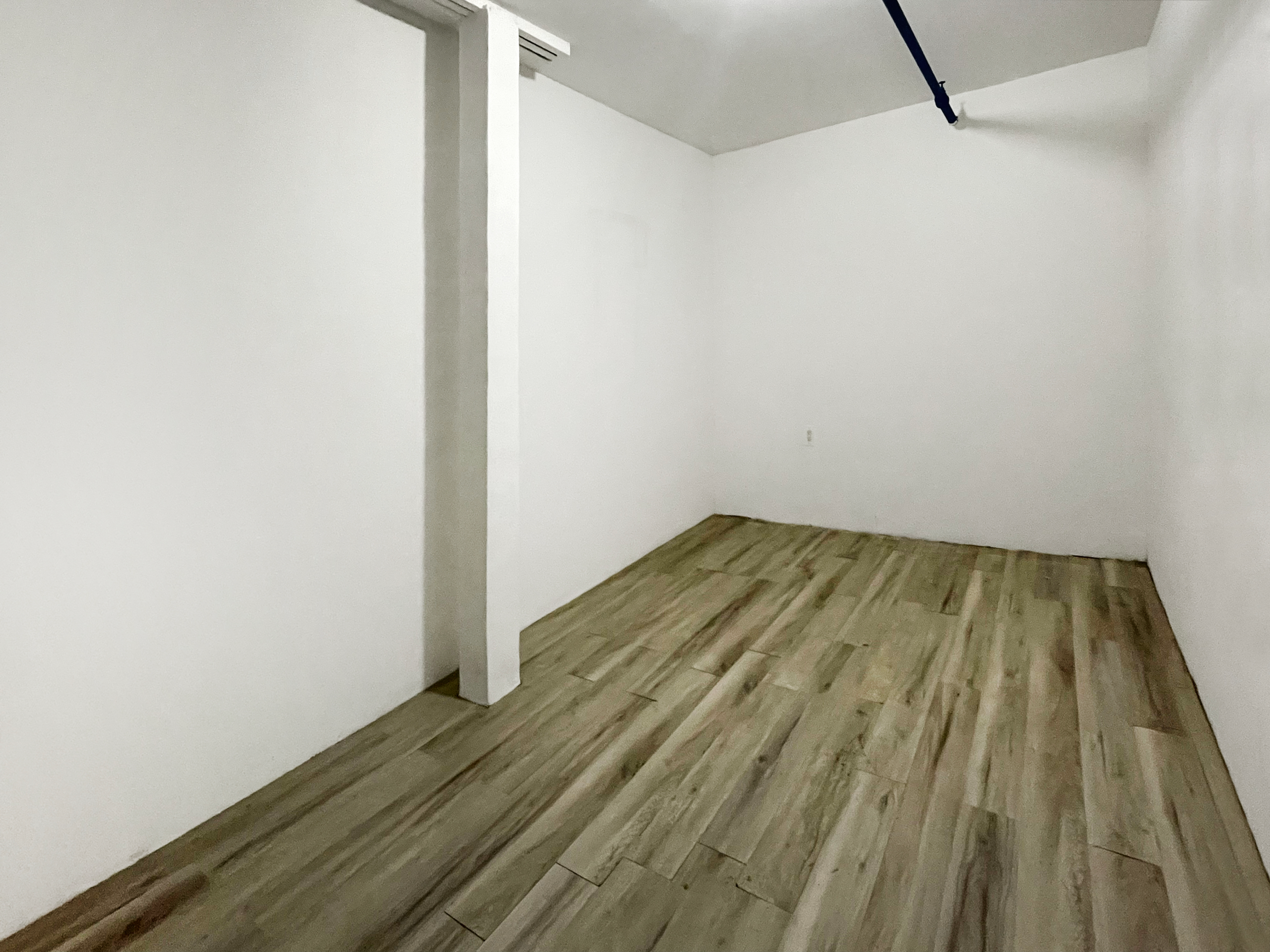 STUDIO 005: AFFORDABLE RECORDING SPACE FOR ARTISTS & PRODUCERS