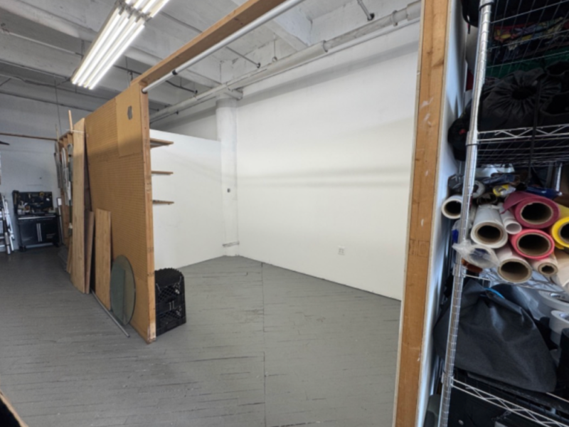 Art studio available Sept. 1st (CLICK TO SEE PHOTOS)