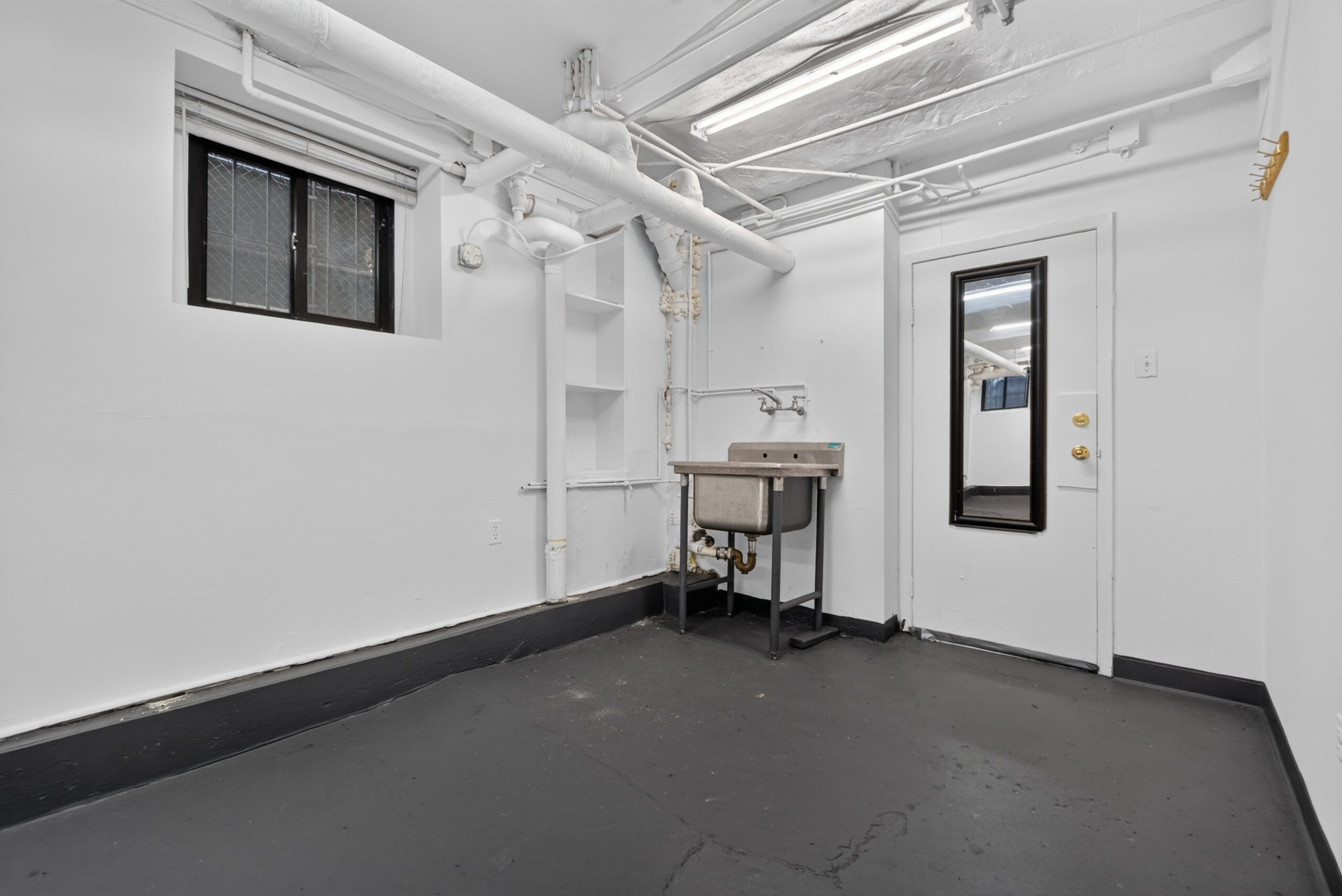 Artist Workshop / Podcast / Storage Space