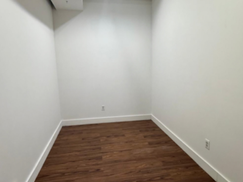 24/7 Commercial Private Office / Art Space (117D #113)