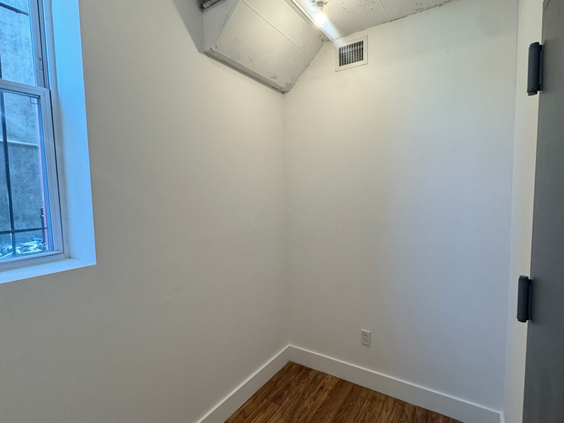 Available Now Commercial Art Studio W/ Window (252J #156)