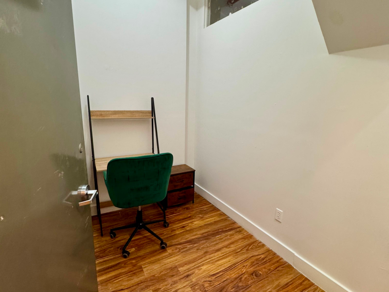 1st Floor Interior Private Studio/Office in Greenpoint (252J #162)