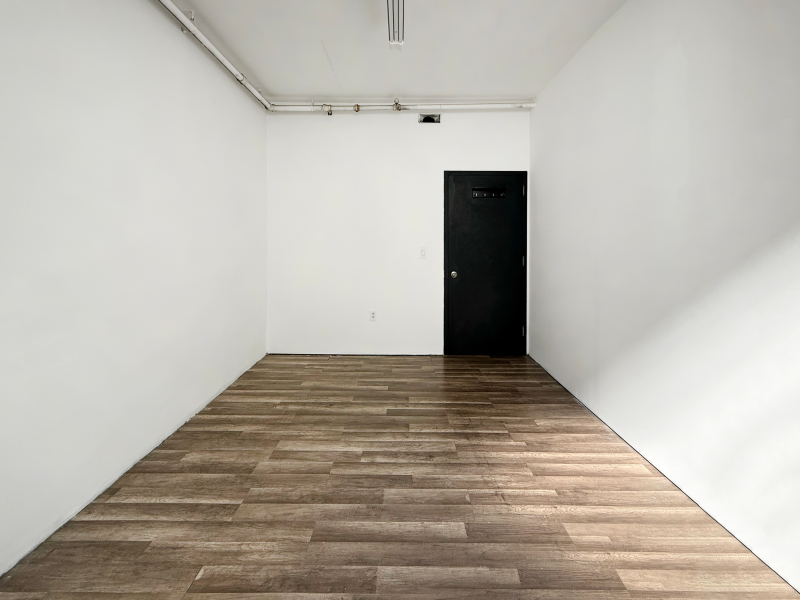STUDIO 261: PRIVATE CREATIVE ART STUDIO W SKYLIGHT & 24/7 ACCESS