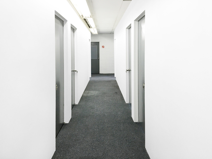 $525 - 145 sqft BEAUTIFUL WHITE BOX, bright interior space available! 100% Private studio space - Morgan / Jefferson L train
