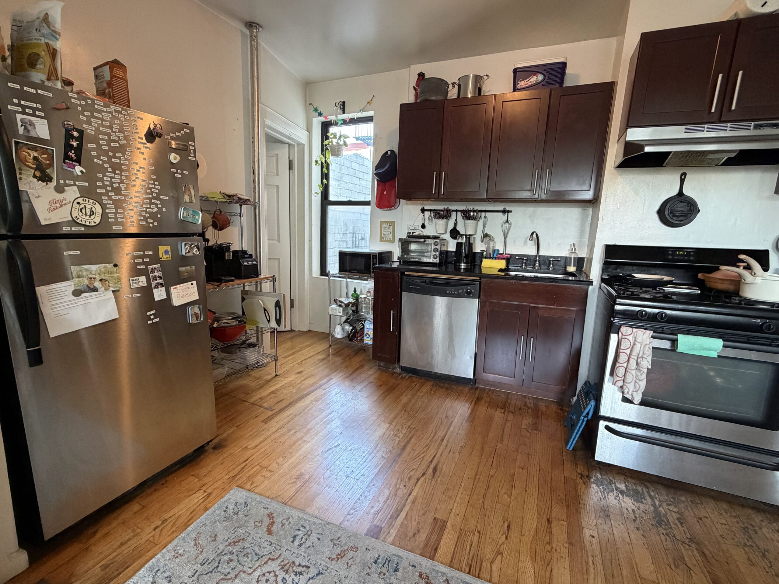 Sep 1 to Dec 31 - Bedroom + shared storage/office in Park Slope