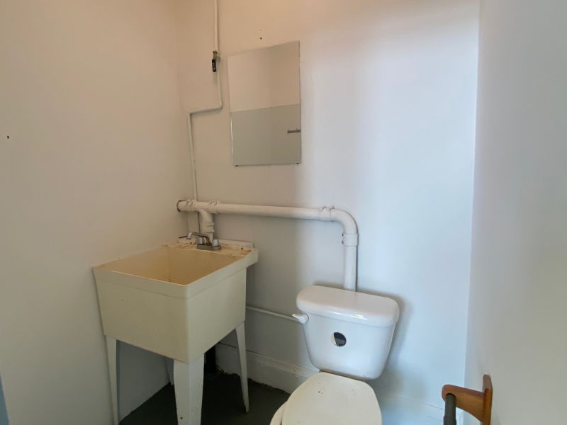 NO FEE Artist/Photography/Sculpture/Painting/550 SF Studios (Sunset Park)