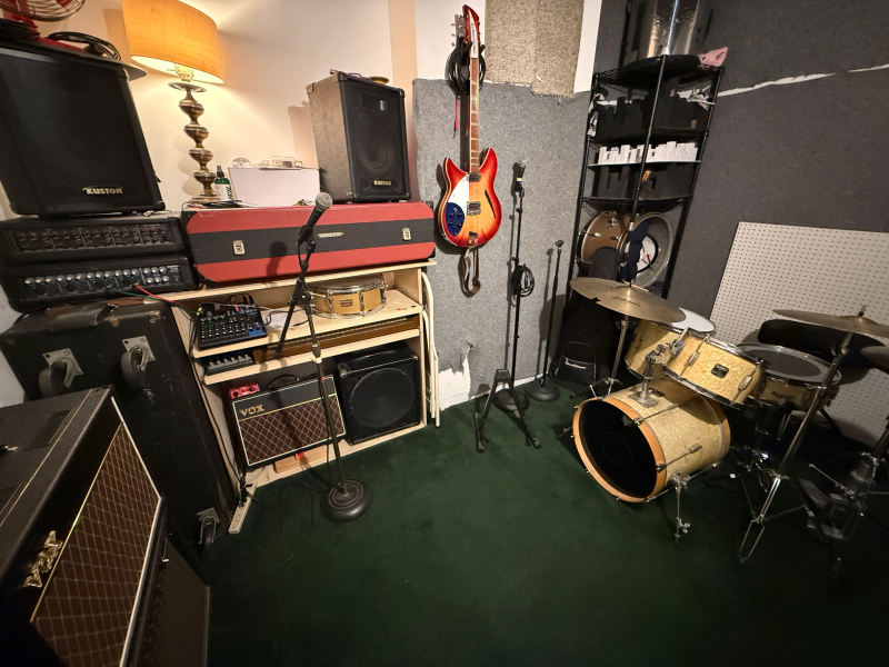 Bushwick Rehearsal Studios near Dekalb L – Full Backline - $100-200/mo (Bushwick, Brooklyn - Dekalb L / Knick M trains)
