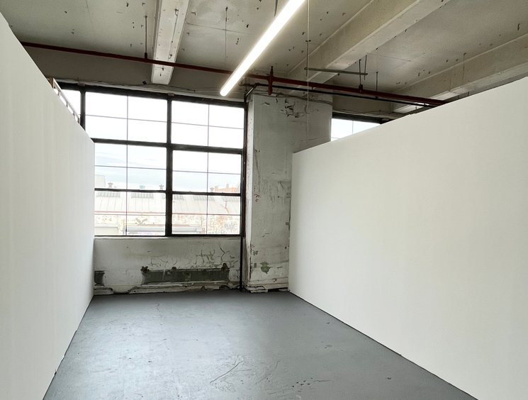 Private Open Top Window Unit - Jefferson L - Bushwick/Ridgewood