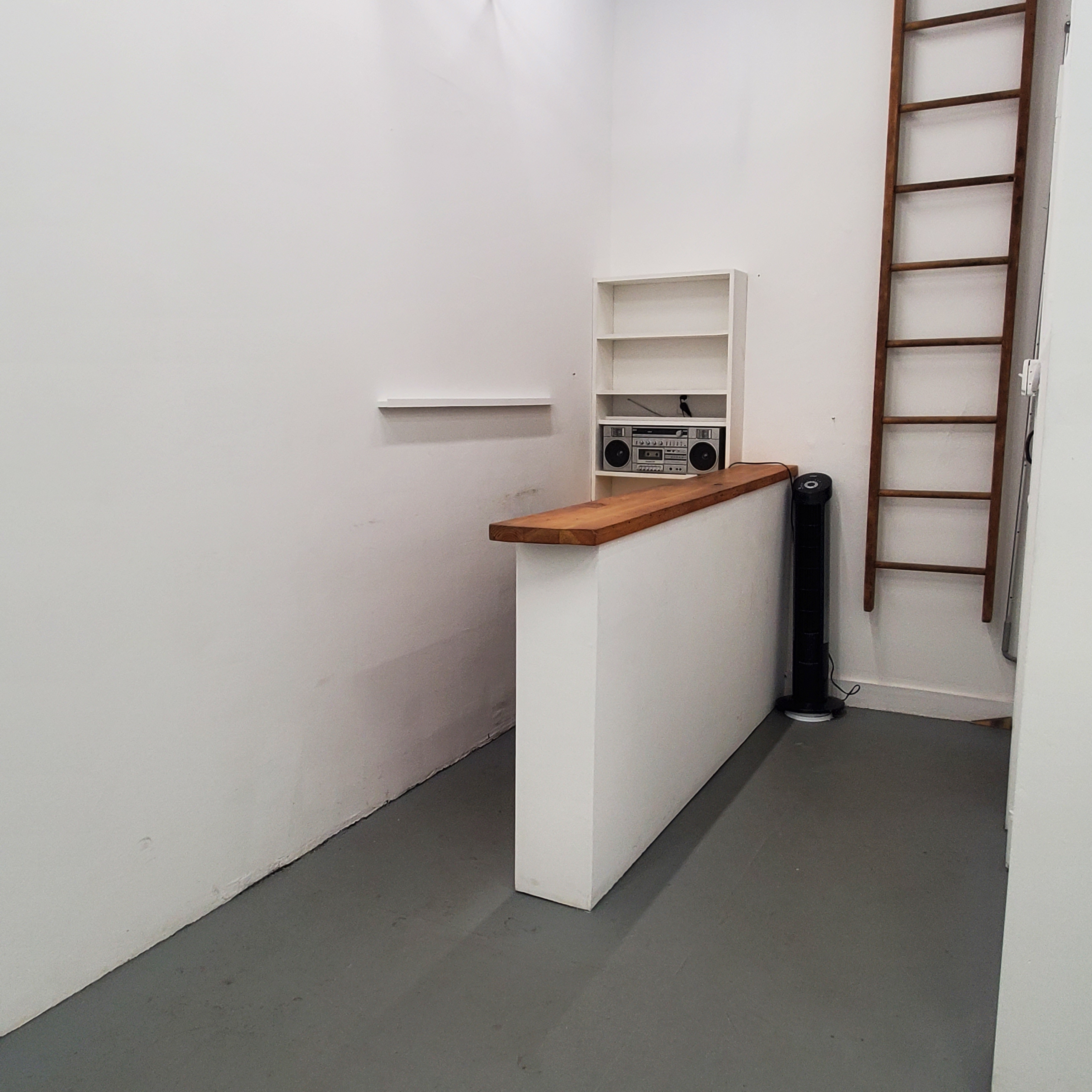 GREENPOINT / Private Studio w/ skylight - October 1st