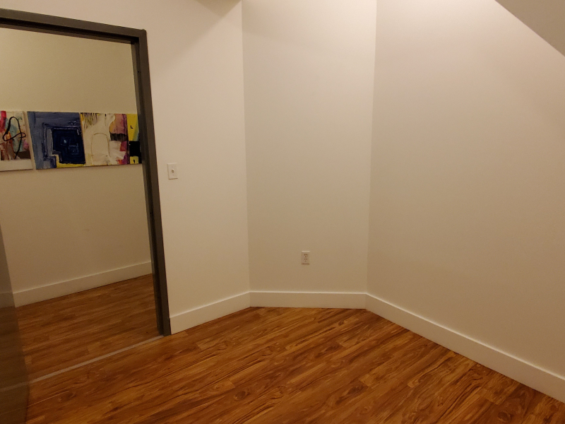 AVAILABLE NOW Private Office in Greenpoint (252J#206A)