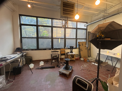 Large Studio with sound insulated back room, vented and wired work space for kiln/220 machinery, Sunny front office