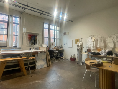 Space in Shared Studio