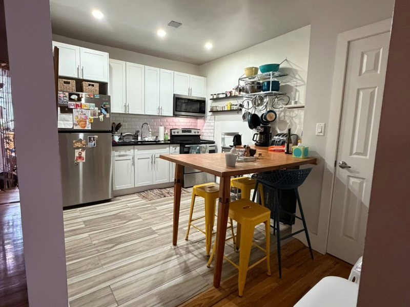 Subleasing my room in Williamsburg (Montrose L) for 2 months while I’m away.