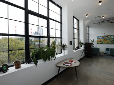 BRIGHT, BRAND NEW ART STUDIOS AND OFFICE WORKSPACES FOR RENT!