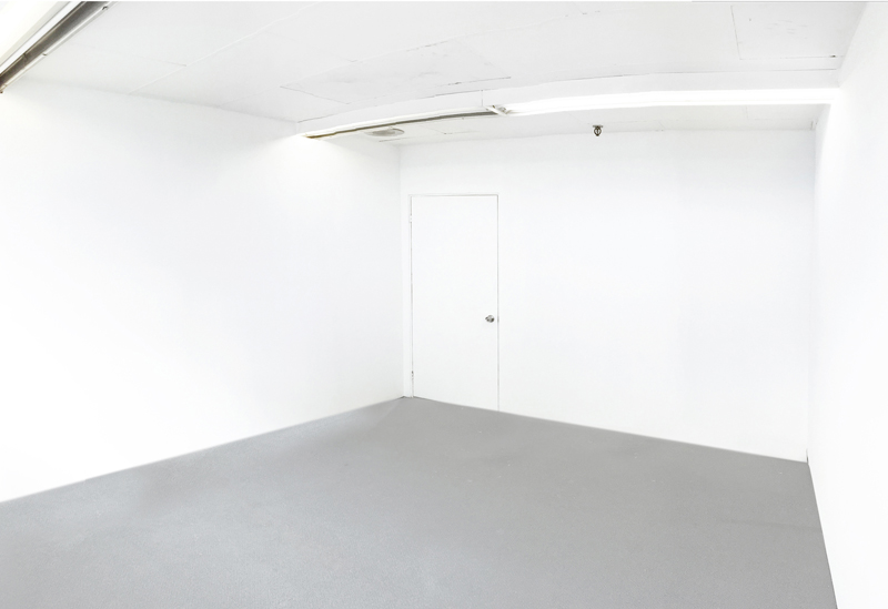 $575 - 180 sqft BEAUTIFUL WHITE BOX, bright interior space available! 100% Private studio space - Morgan / Jefferson L train